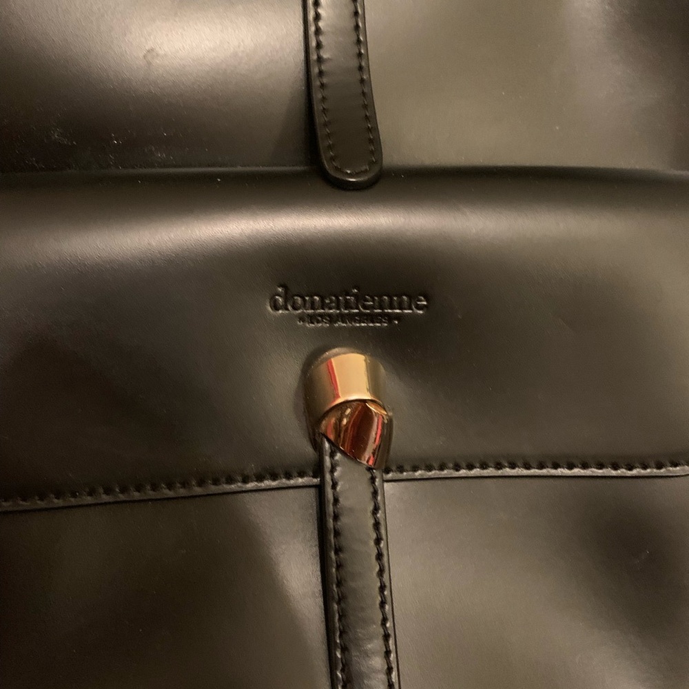 Leather backpack - Picture 2 of 6